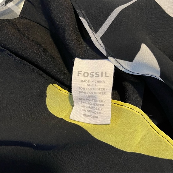 EUC Fossil flirty boho black, grey and yellow floral skirt size 12 (runs small) - Picture 4 of 6